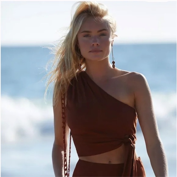 Free People Alexa Set in Coconut Shell - Picture 2 of 14